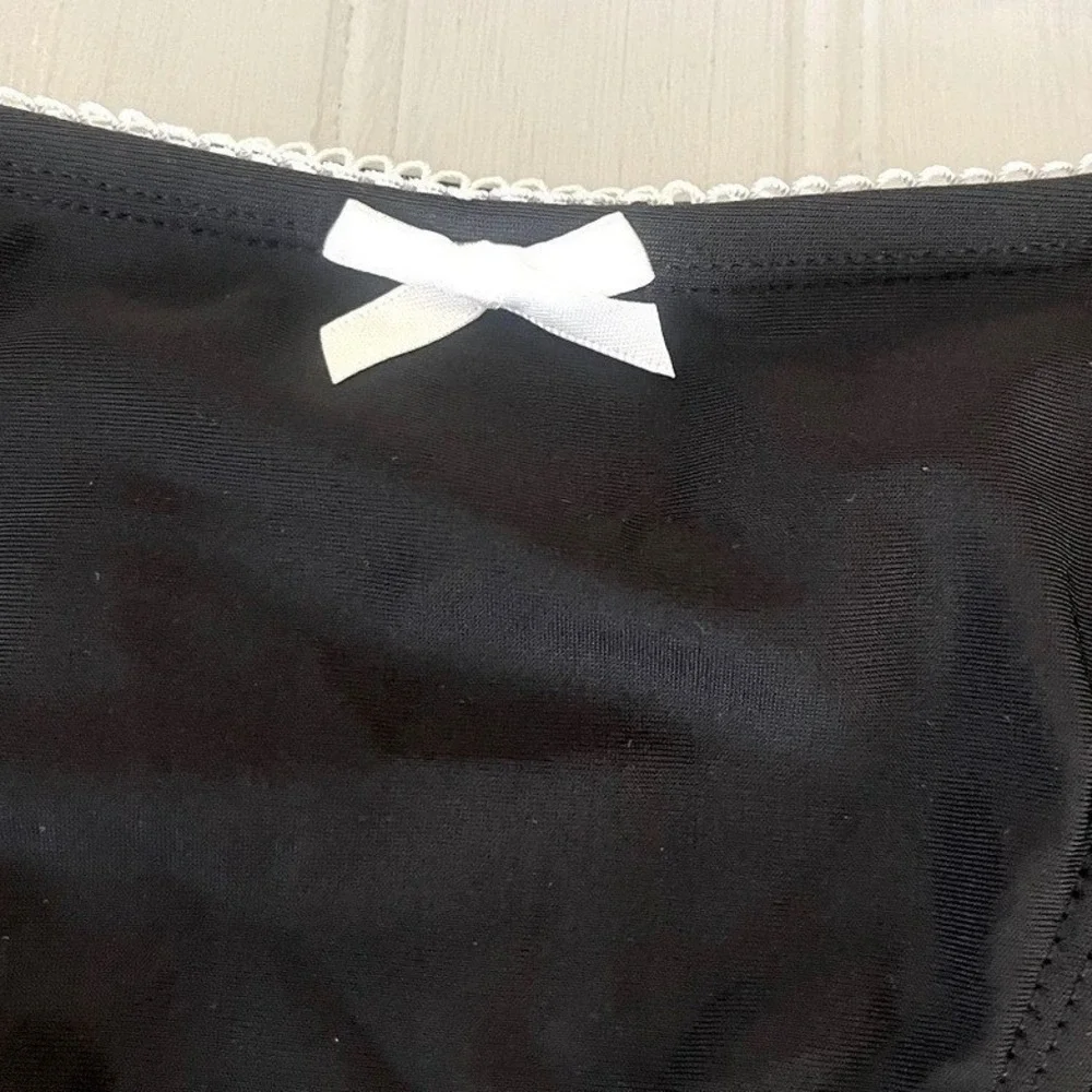 Wild Fable Low Rise High Leg Extra Cheeky Bikini Bottom Womens Small Black NWT